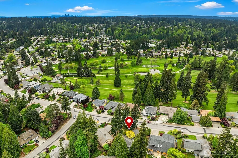 1516 184th Ave NE, Bellevue, WA 98008