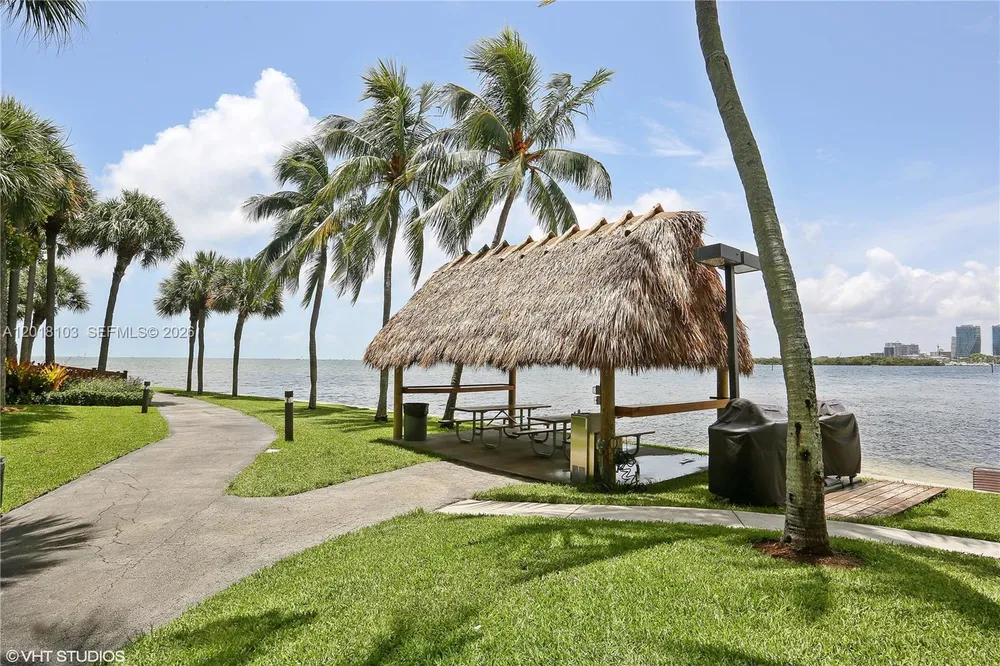 3 Grove Isle Dr, Miami, FL 33133