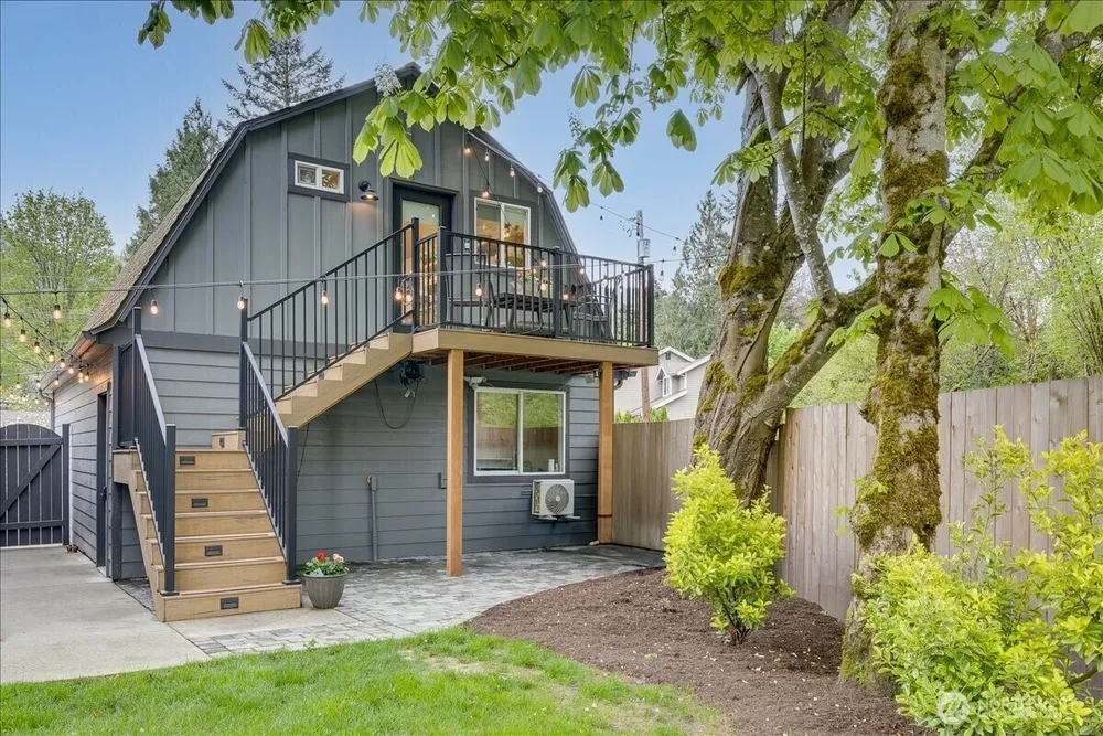 1109 Lewis Ln SE, Issaquah, WA 98027