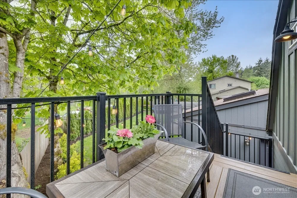 1109 Lewis Ln SE, Issaquah, WA 98027