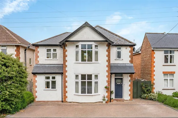 Glapthorn Road, Oundle, PE8 photo 1