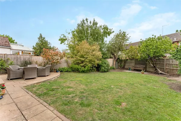 Glapthorn Road, Oundle, PE8 photo 13