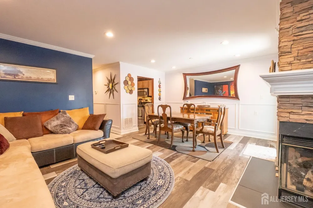 68 SANDHILL ROAD, Jamesburg, NJ 08831