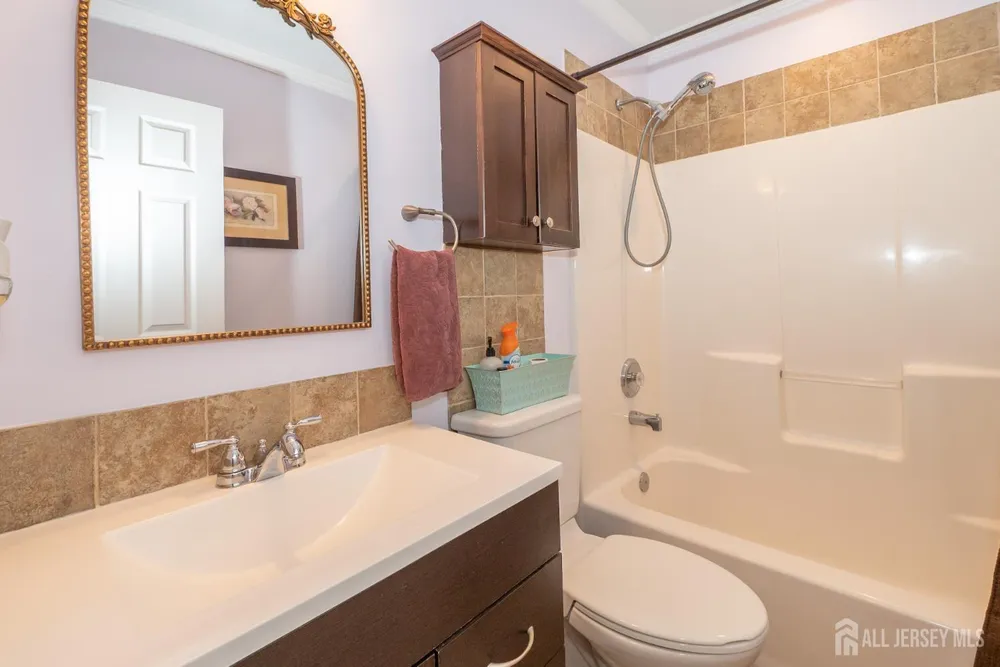 68 SANDHILL ROAD, Jamesburg, NJ 08831