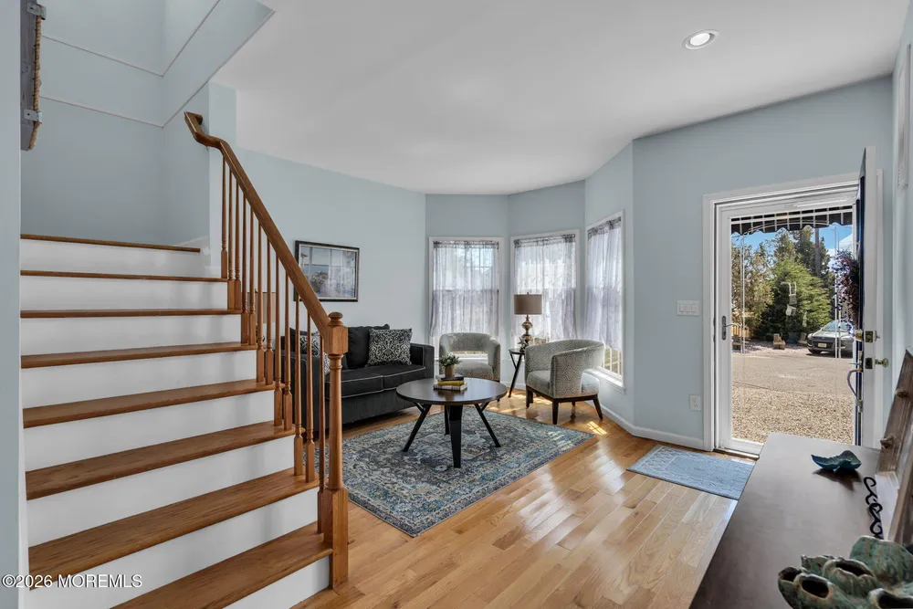 43 Farragut Dr, Brick, NJ 08723