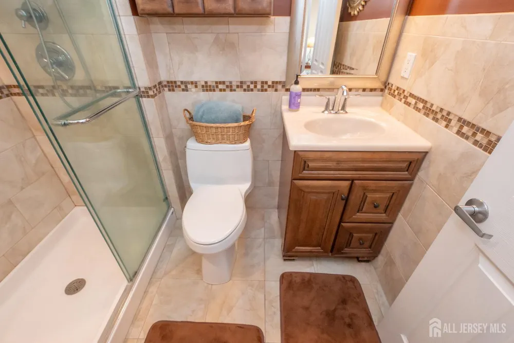 68 SANDHILL ROAD, Jamesburg, NJ 08831