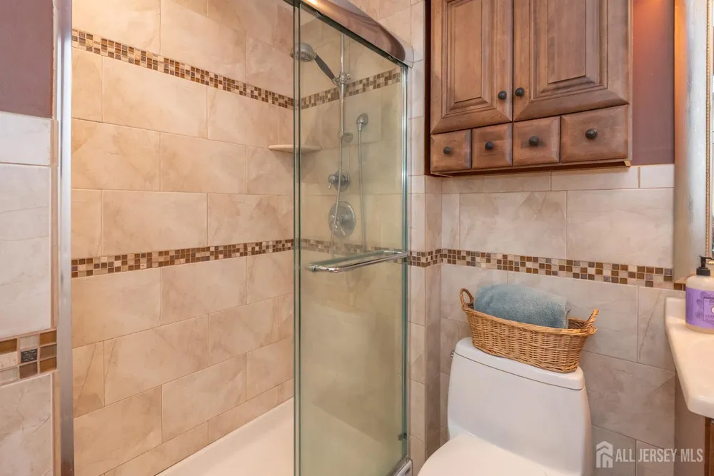 68 SANDHILL ROAD, Jamesburg, NJ 08831