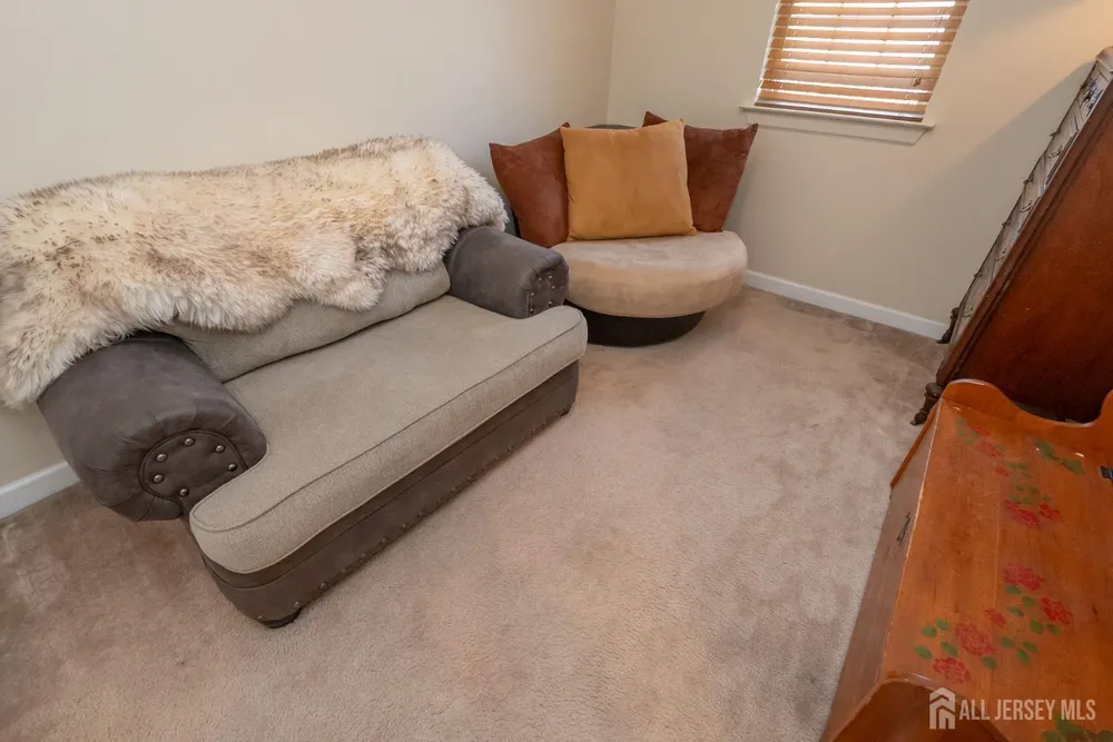 68 SANDHILL ROAD, Jamesburg, NJ 08831