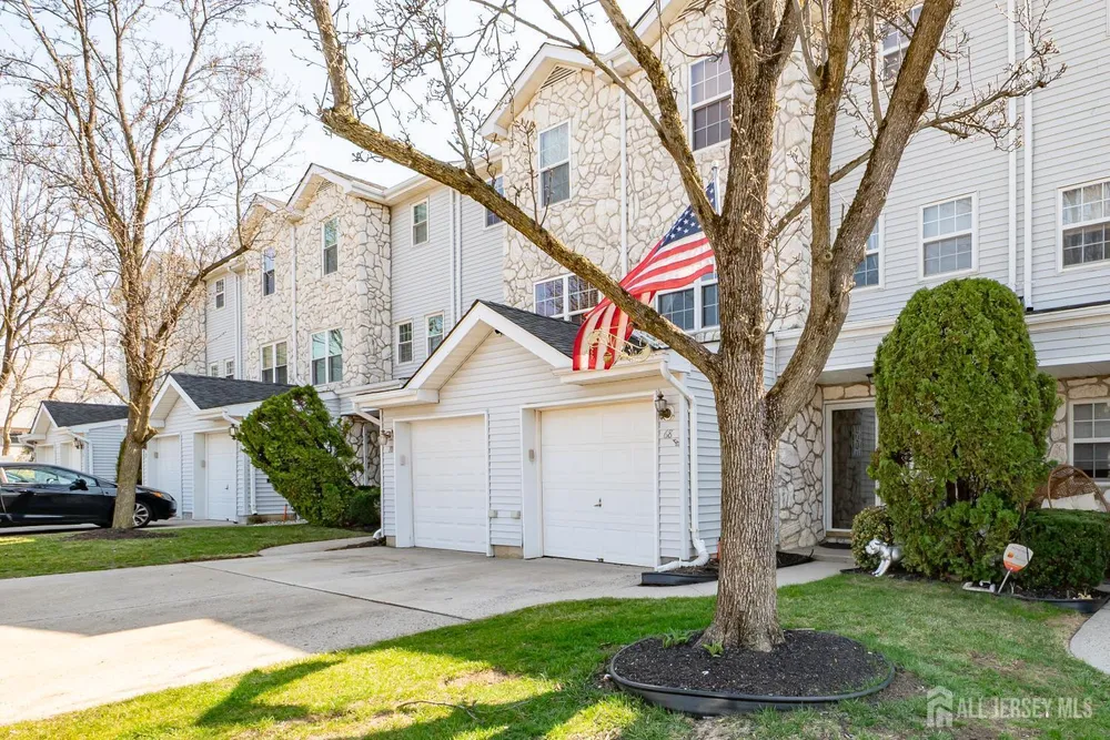68 SANDHILL ROAD, Jamesburg, NJ 08831