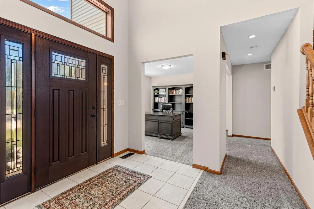 3406 Hartford Rd, Woodbury, MN 55125
