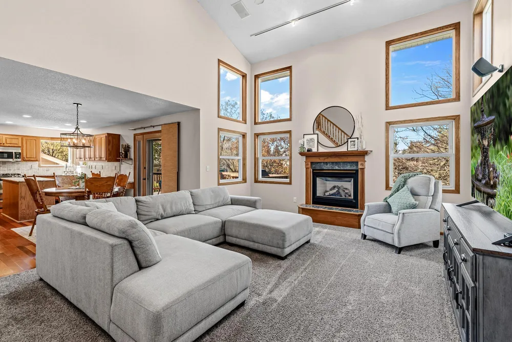 3406 Hartford Rd, Woodbury, MN 55125