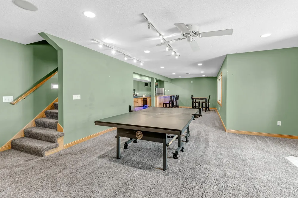 3406 Hartford Rd, Woodbury, MN 55125