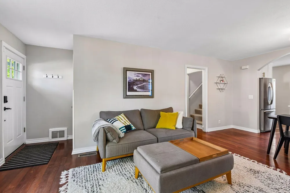 4031 Yosemite Ave S, Saint Louis Park, MN 55416
