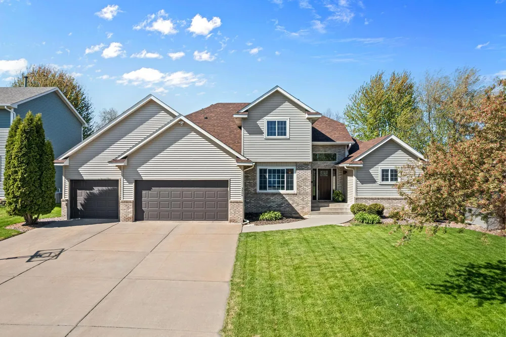 3406 Hartford Rd, Woodbury, MN 55125
