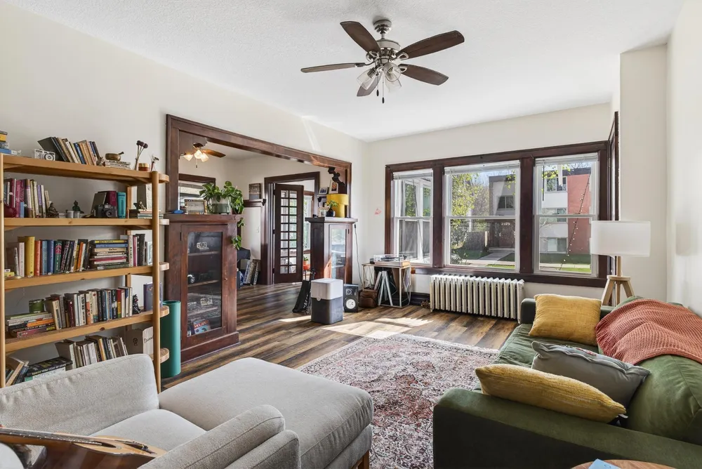 2322 Garfield Ave, Minneapolis, MN 55405-3242