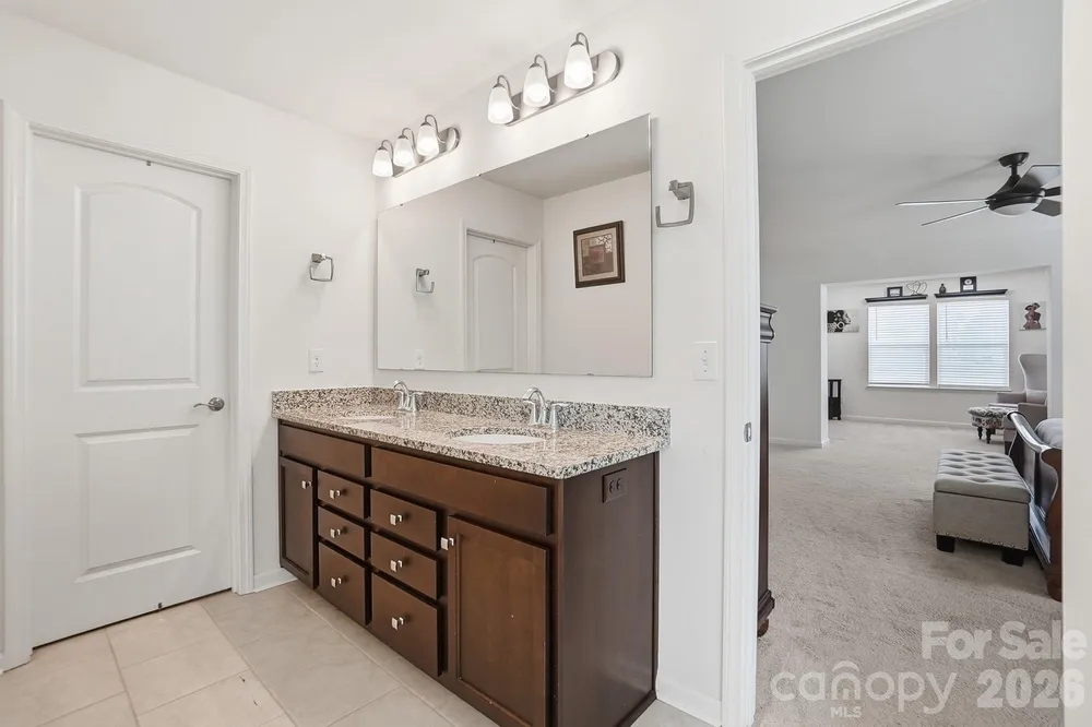 4615 Selhurst Dr, Fort Mill, SC 29707