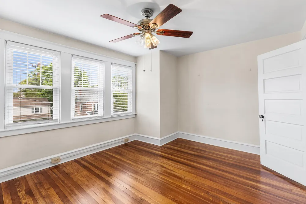 16 North Ave, Wyncote, PA 19095
