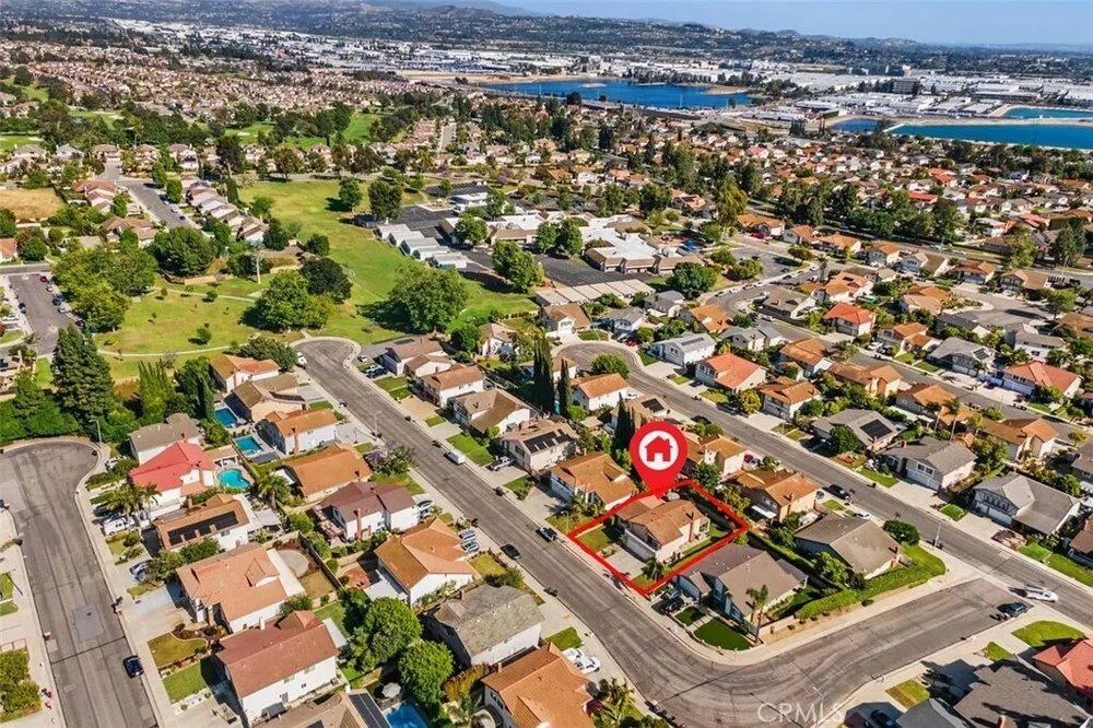 512 Loyola Dr, Placentia, CA 92870