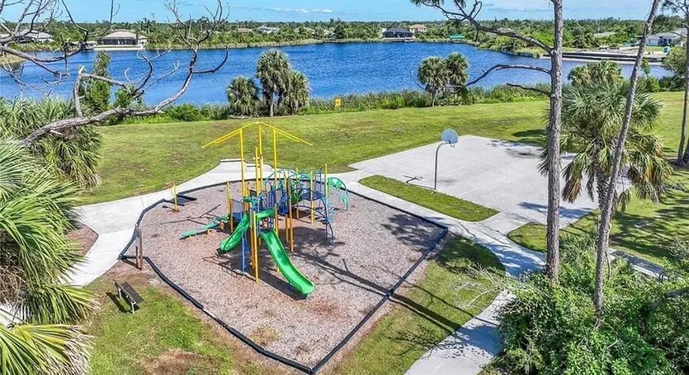 8407 Dafoe St, Port Charlotte, FL 33981