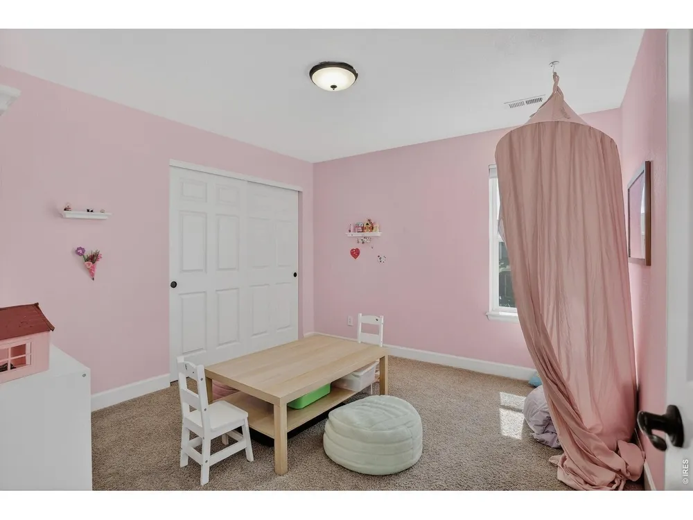 1652 Dorothy Cir, Longmont, CO 80503