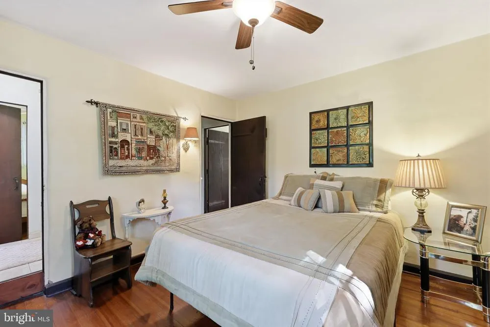 104 W Ferry Rd, Yardley, PA 19067