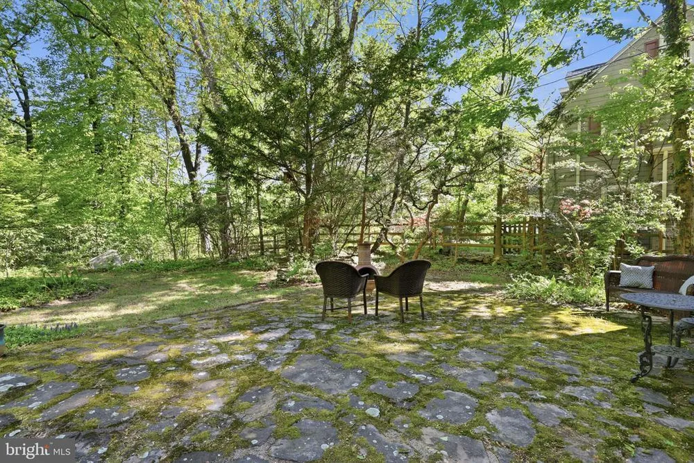 104 W Ferry Rd, Yardley, PA 19067