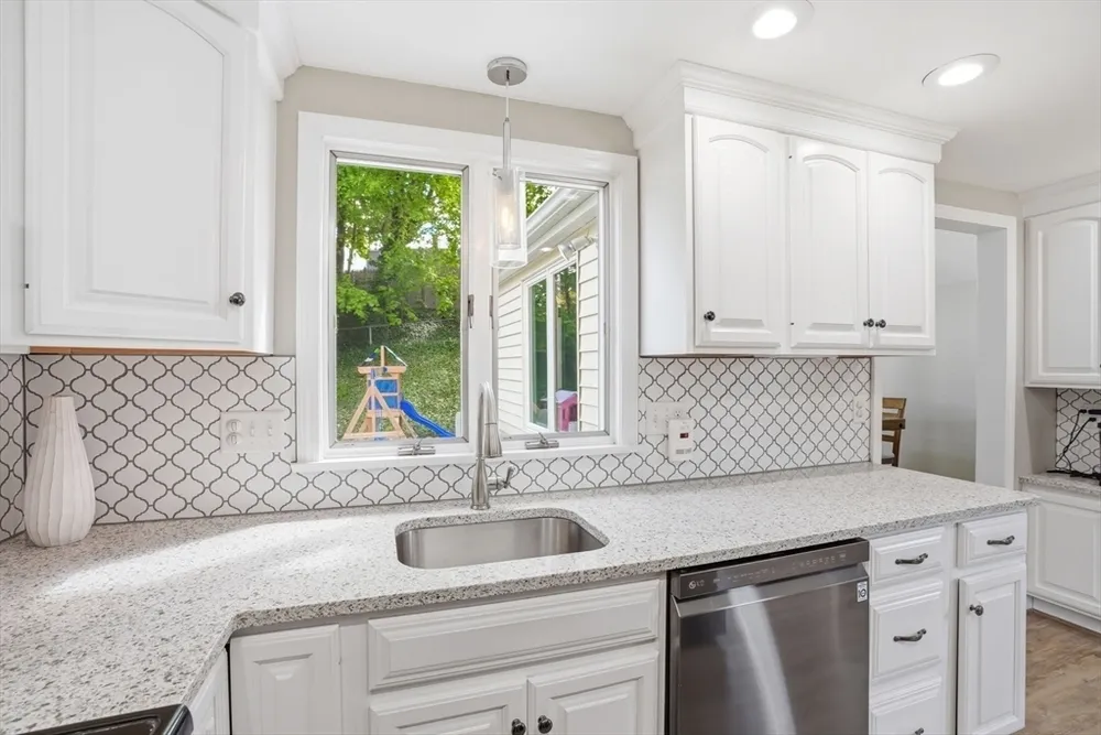 77 Weyham Rd, Weymouth, MA 02191