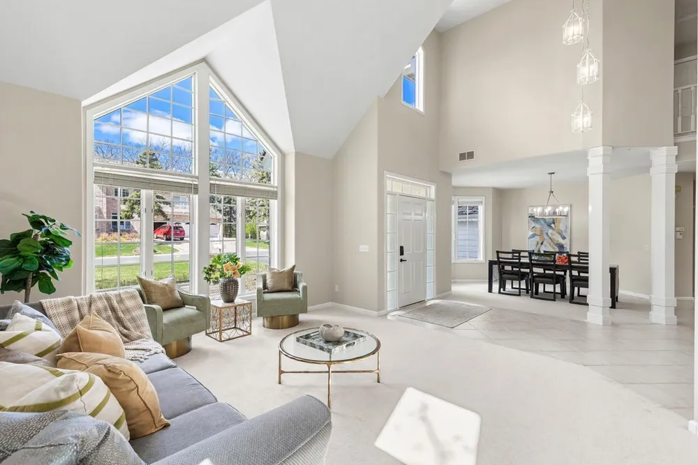 6459 Pinnacle Dr, Eden Prairie, MN 55346