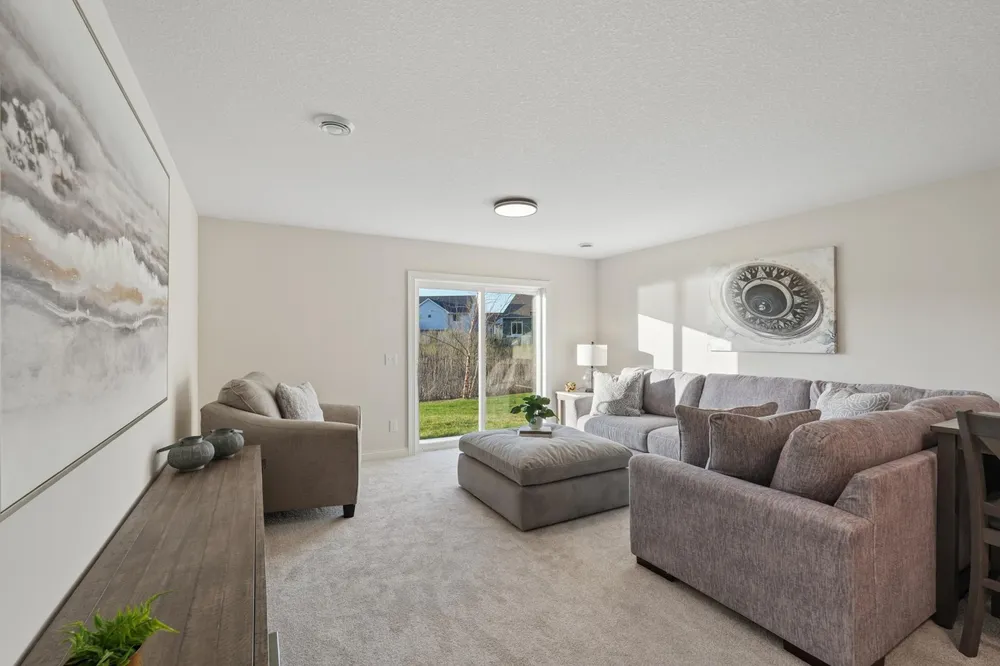 1703 Spruce St, Farmington, MN 55024