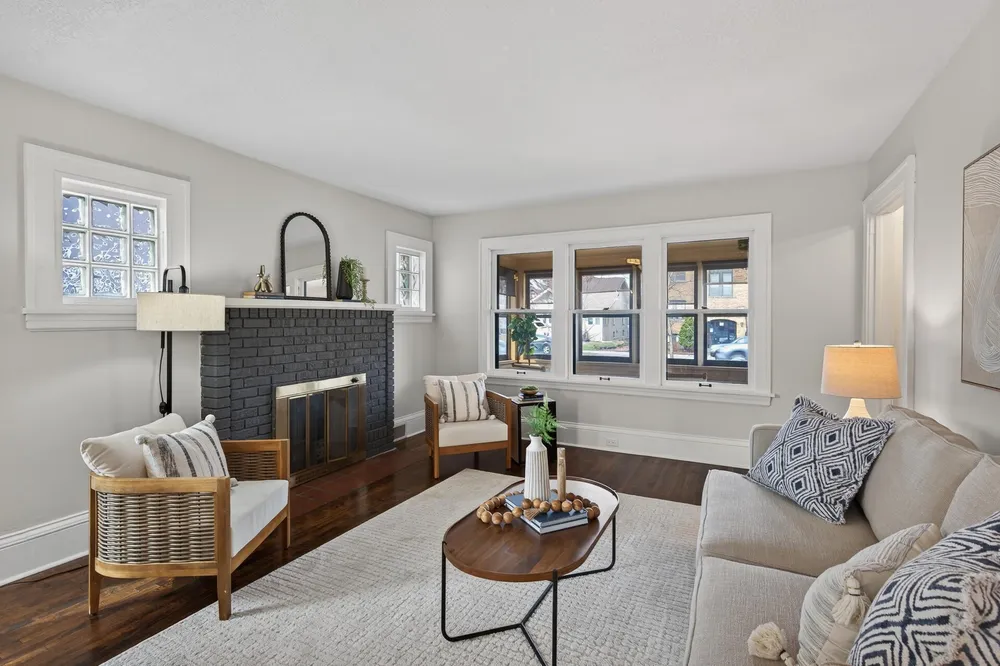 4115 Chicago Ave, Minneapolis, MN 55407