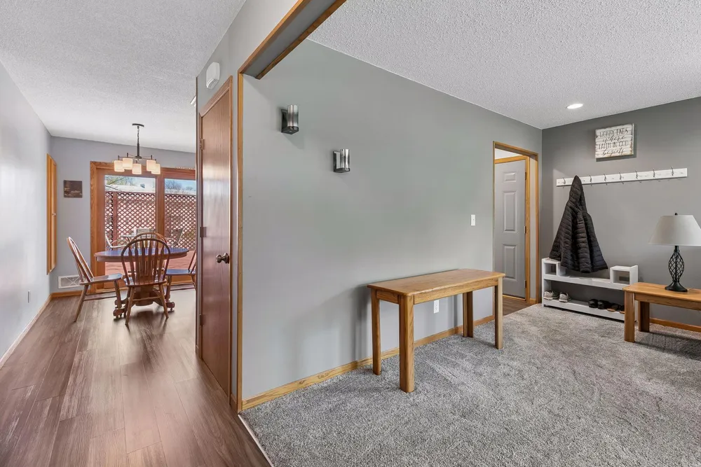 2049 Bluestone Ln, Eagan, MN 55122