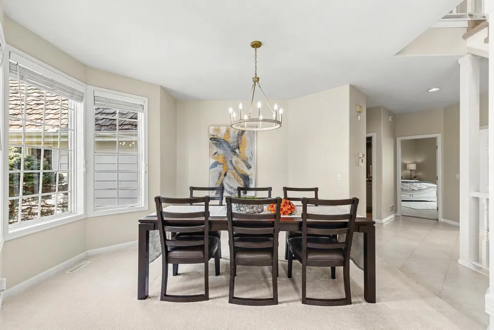 6459 Pinnacle Dr, Eden Prairie, MN 55346