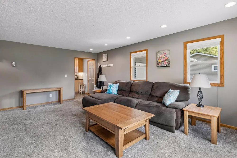 2049 Bluestone Ln, Eagan, MN 55122