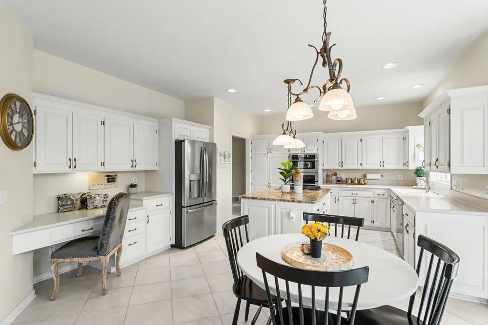 6459 Pinnacle Dr, Eden Prairie, MN 55346