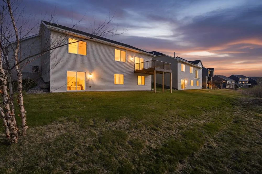 1703 Spruce St, Farmington, MN 55024