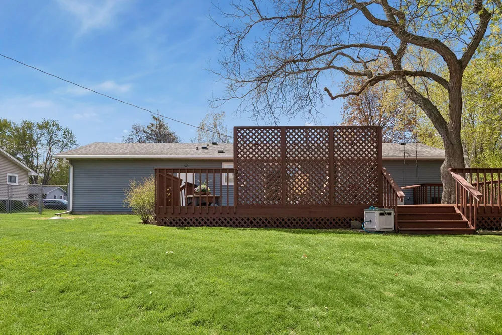 2049 Bluestone Ln, Eagan, MN 55122