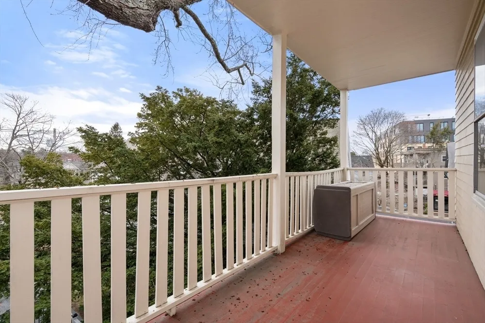 1148 Boylston St, Brookline, MA 02467