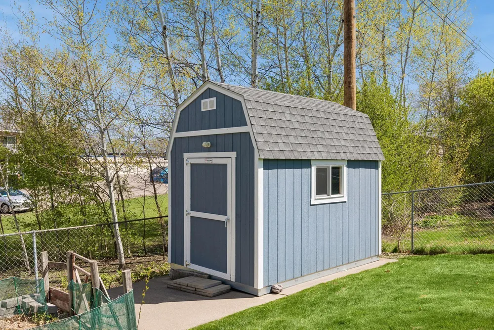 2049 Bluestone Ln, Eagan, MN 55122