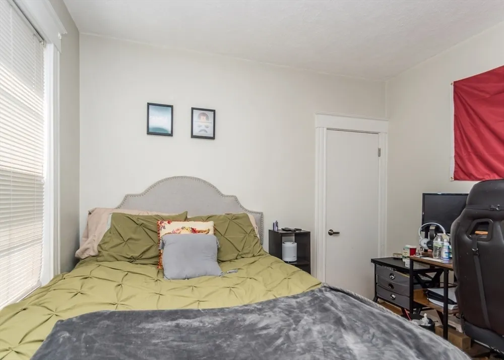 601 Main St, Watertown, MA 02472