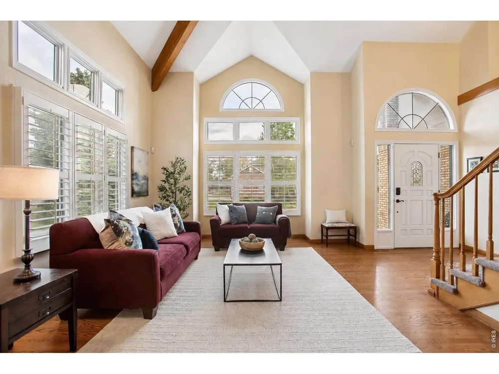 2284 INDIAN PEAKS CIR, Longmont, CO 80504