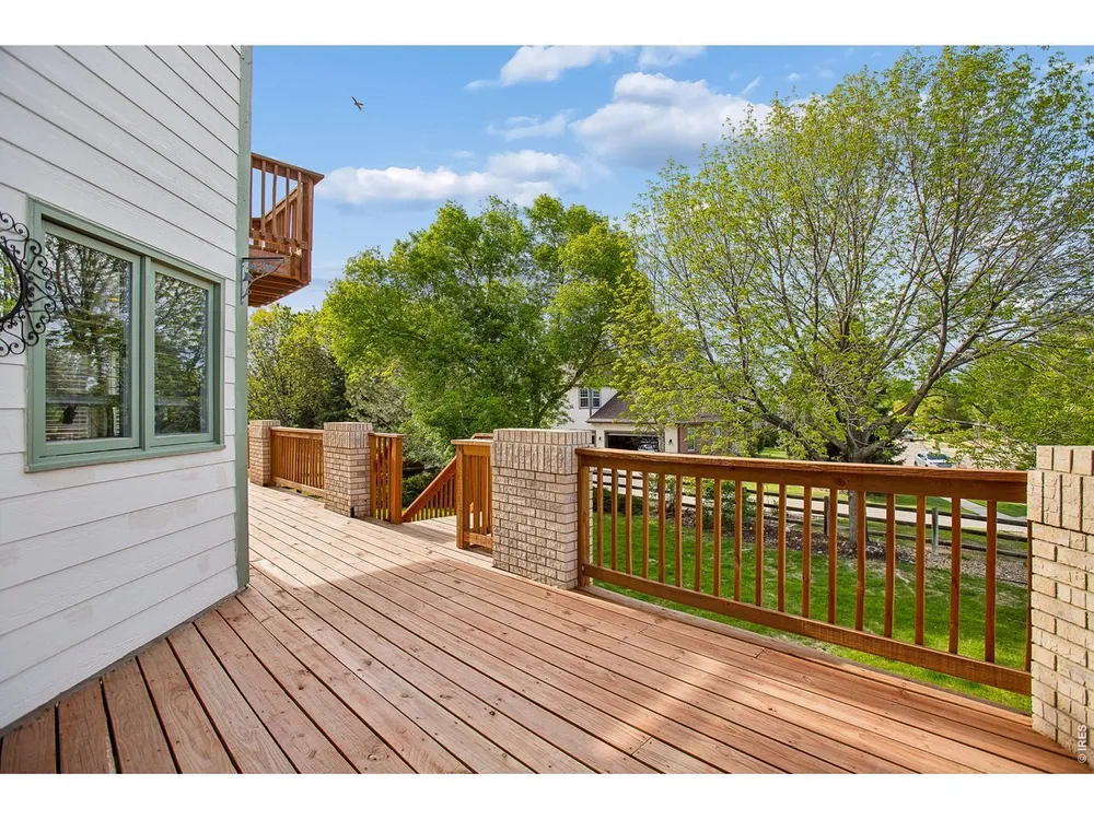 2284 INDIAN PEAKS CIR, Longmont, CO 80504