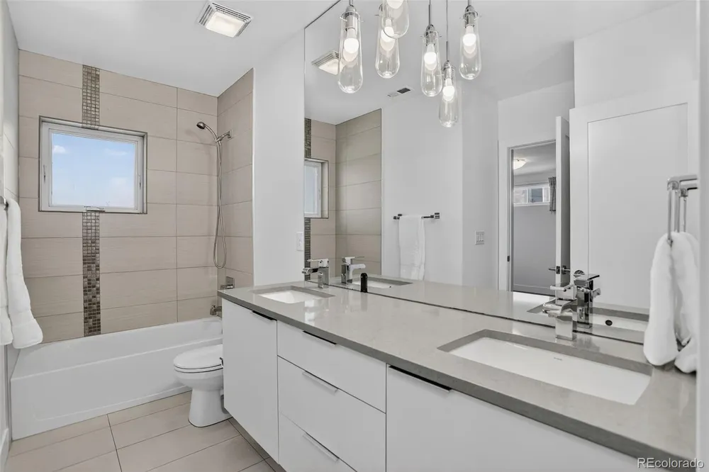 1930 W 35th Ave, Denver, CO 80211