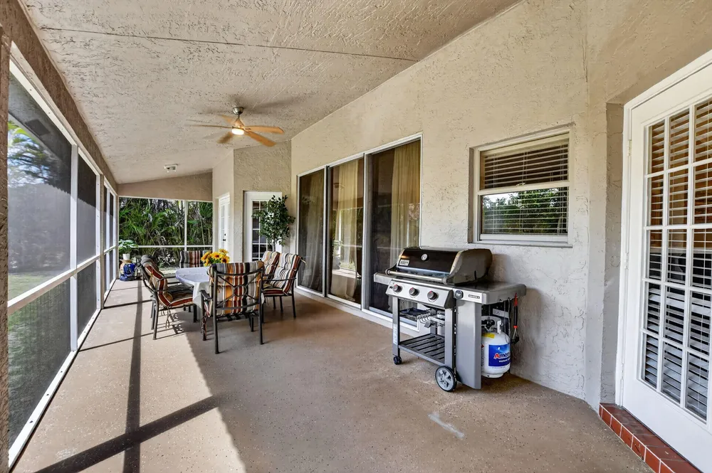 18743 Cape Sable Dr, Boca Raton, FL 33498