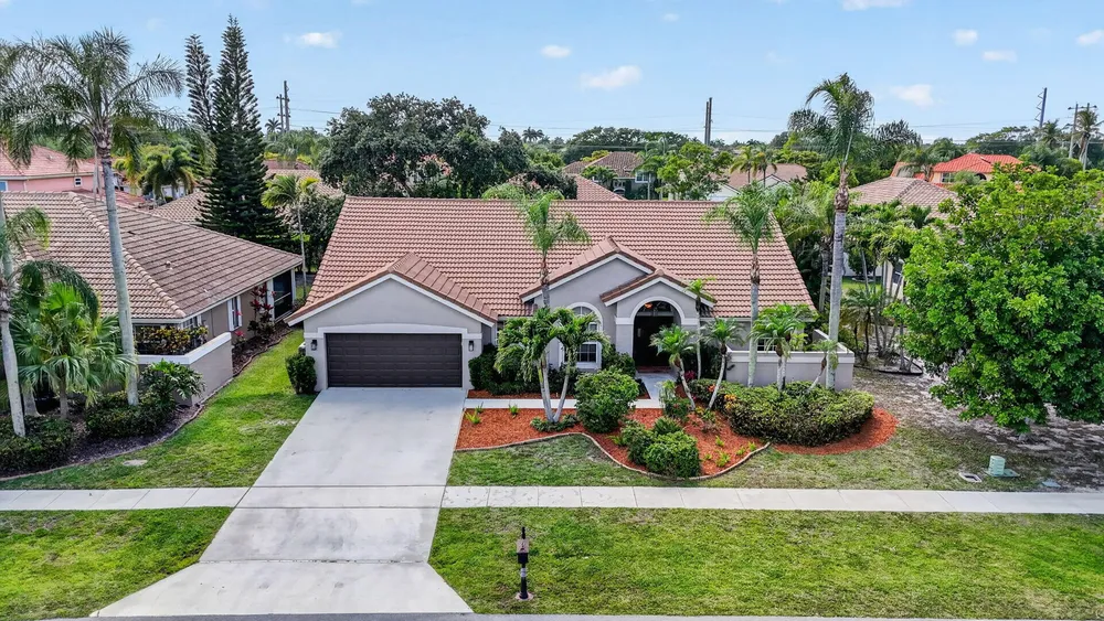 18743 Cape Sable Dr, Boca Raton, FL 33498