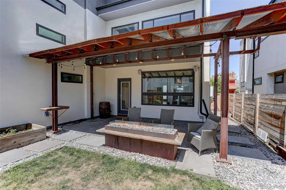 1930 W 35th Ave, Denver, CO 80211