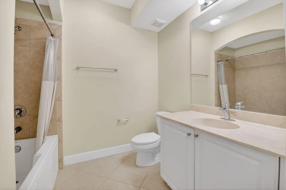 1690 Renaissance Commons Blvd, Boynton Beach, FL 33426