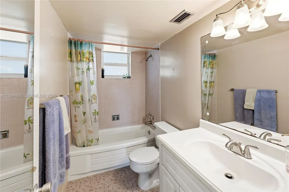 4025 N Federal Hwy, Oakland Park, FL 33308