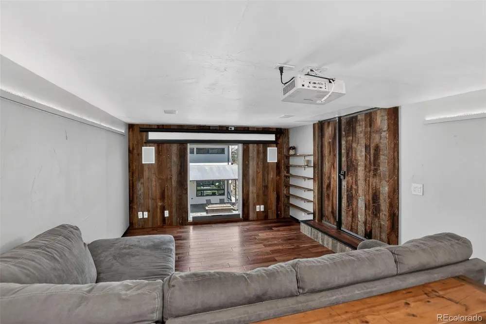 1930 W 35th Ave, Denver, CO 80211