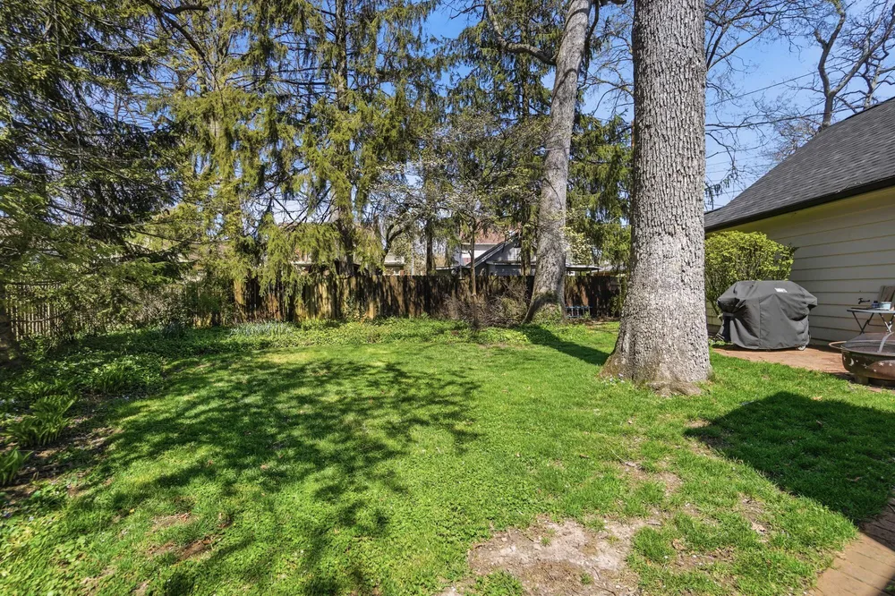 124 Hawthorne Rd, Springfield, OH 45504