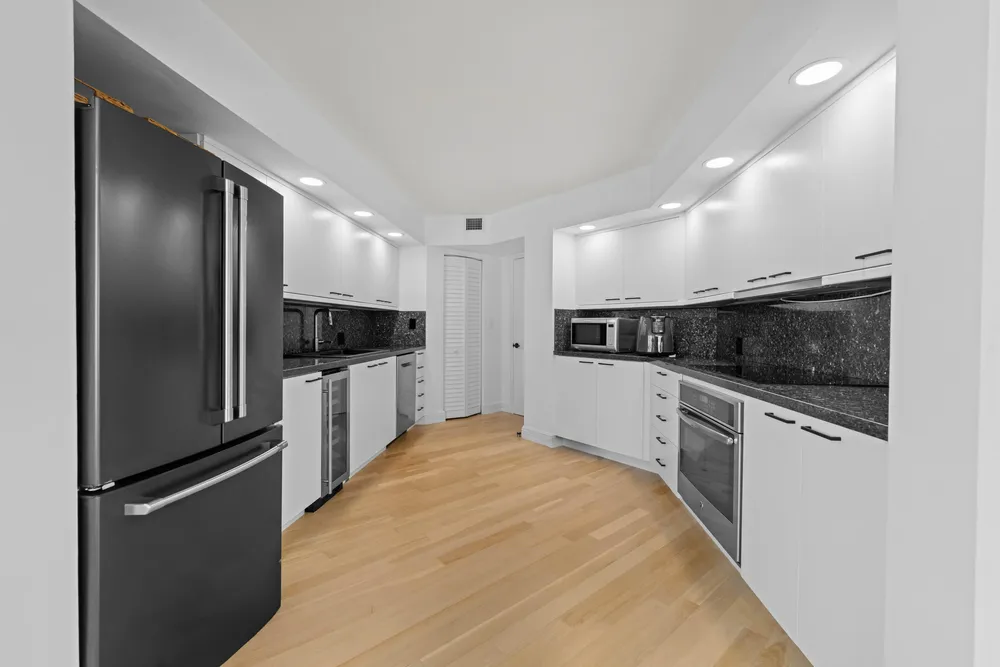 4605 S Ocean Blvd, Highland Beach, FL 33487